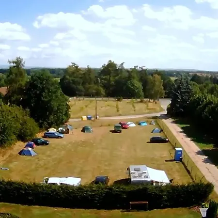 Campingplatz Camp Brutal Jaromer-josefov